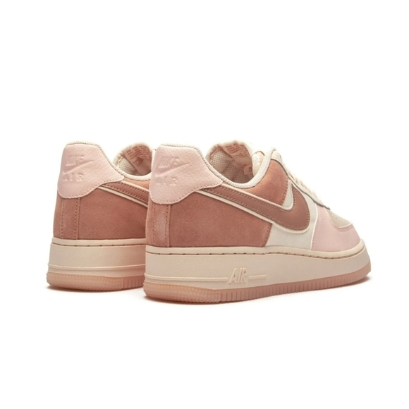 Nike Air Force 1 '07 Low Premium Pink 'Washed Coral Sneakers - Picture 2 of 16